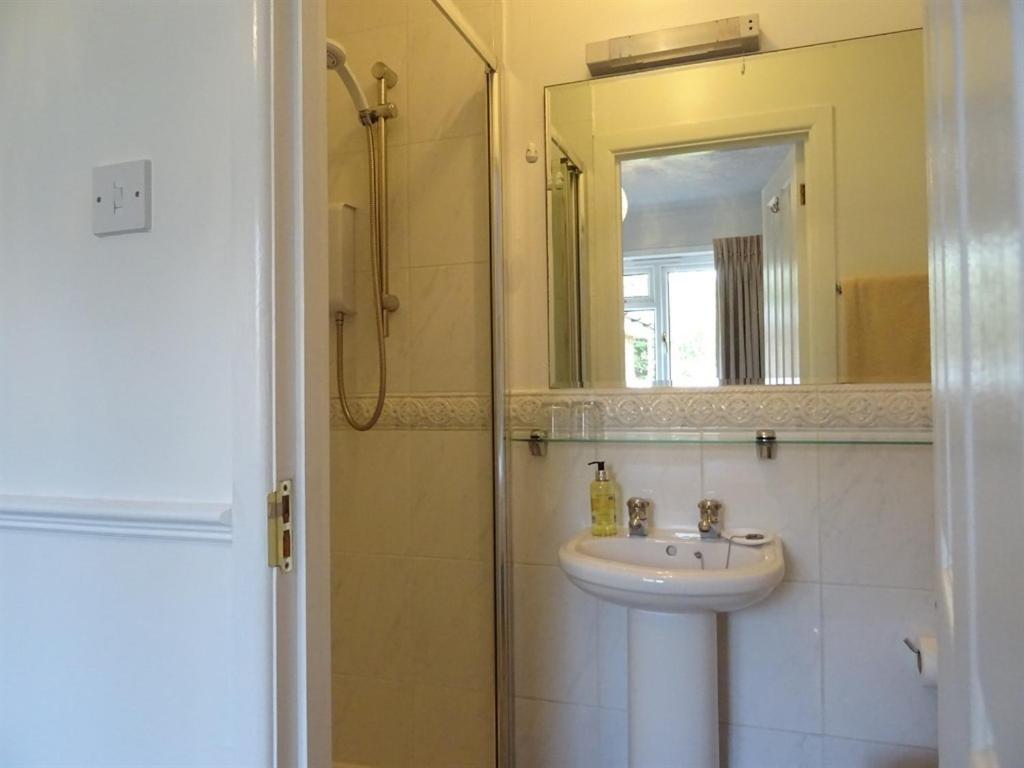 Honey Lodge Broadstone Extérieur photo