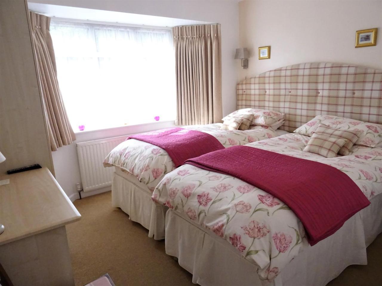 Honey Lodge Broadstone Extérieur photo